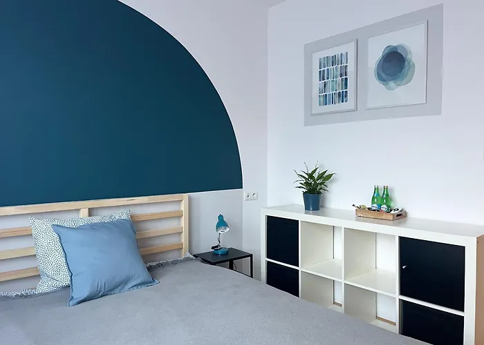 Shape&Color Premium Hostel